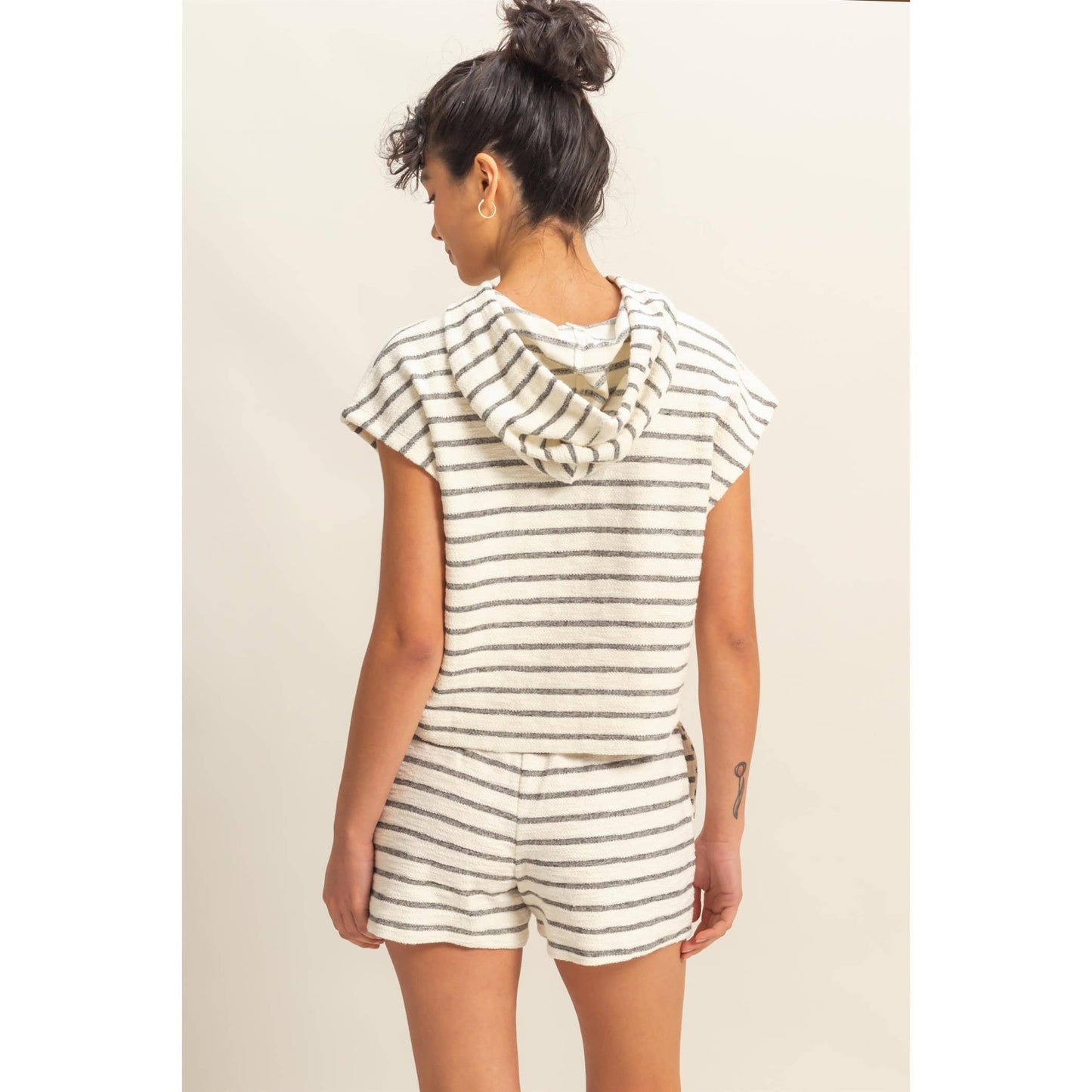 Striped Short Sleeve Pullover Hoodie Top