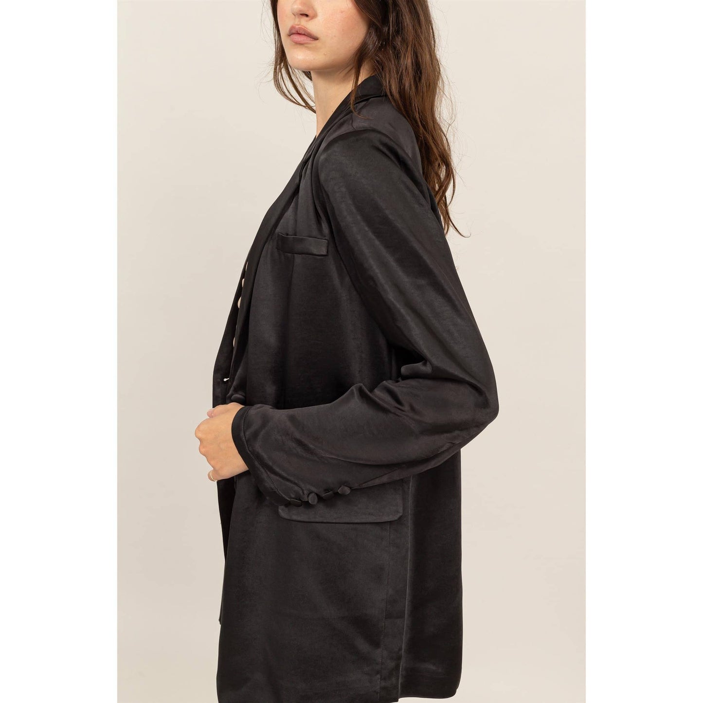 LONG SLEEVE OVERSIZED SATIN BLAZER