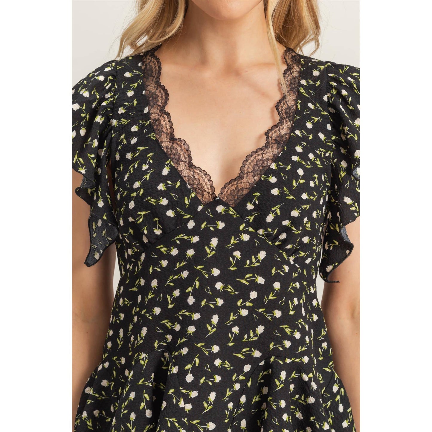 Ditsy Floral Flutter Sleeve Peplum Blouse