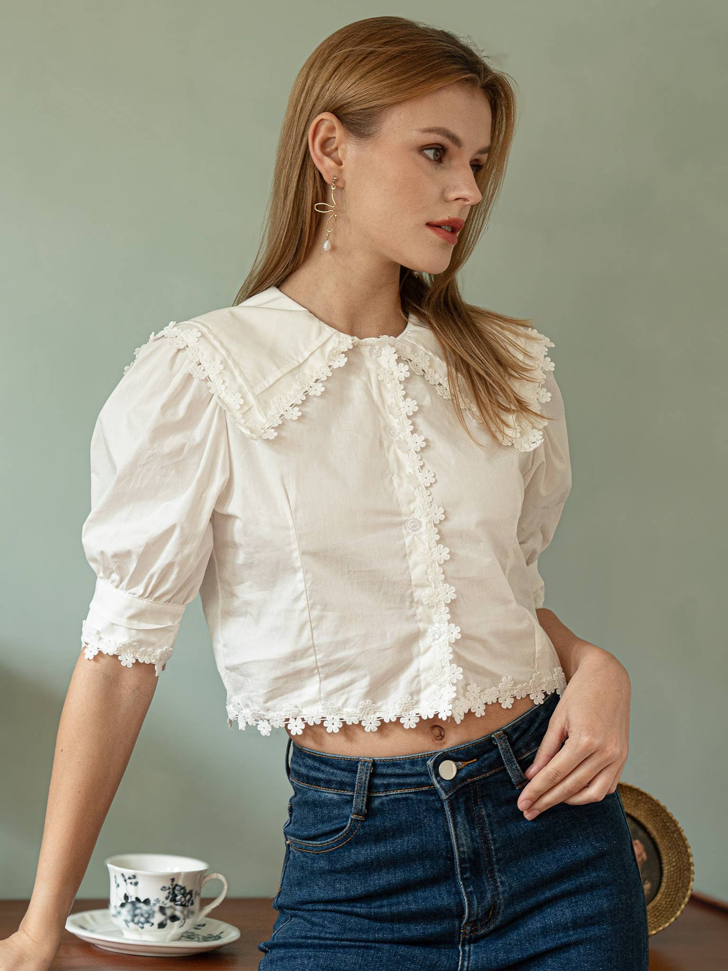 Vintage Floral Lace Trim Blouse