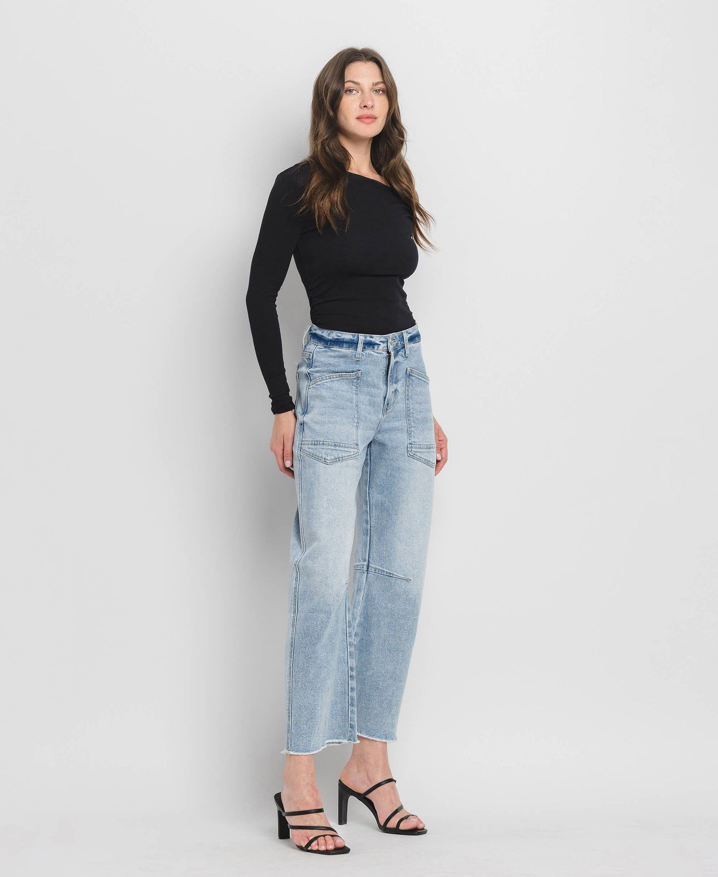 SUPER HIGH RISE BARREL JEANS V3575