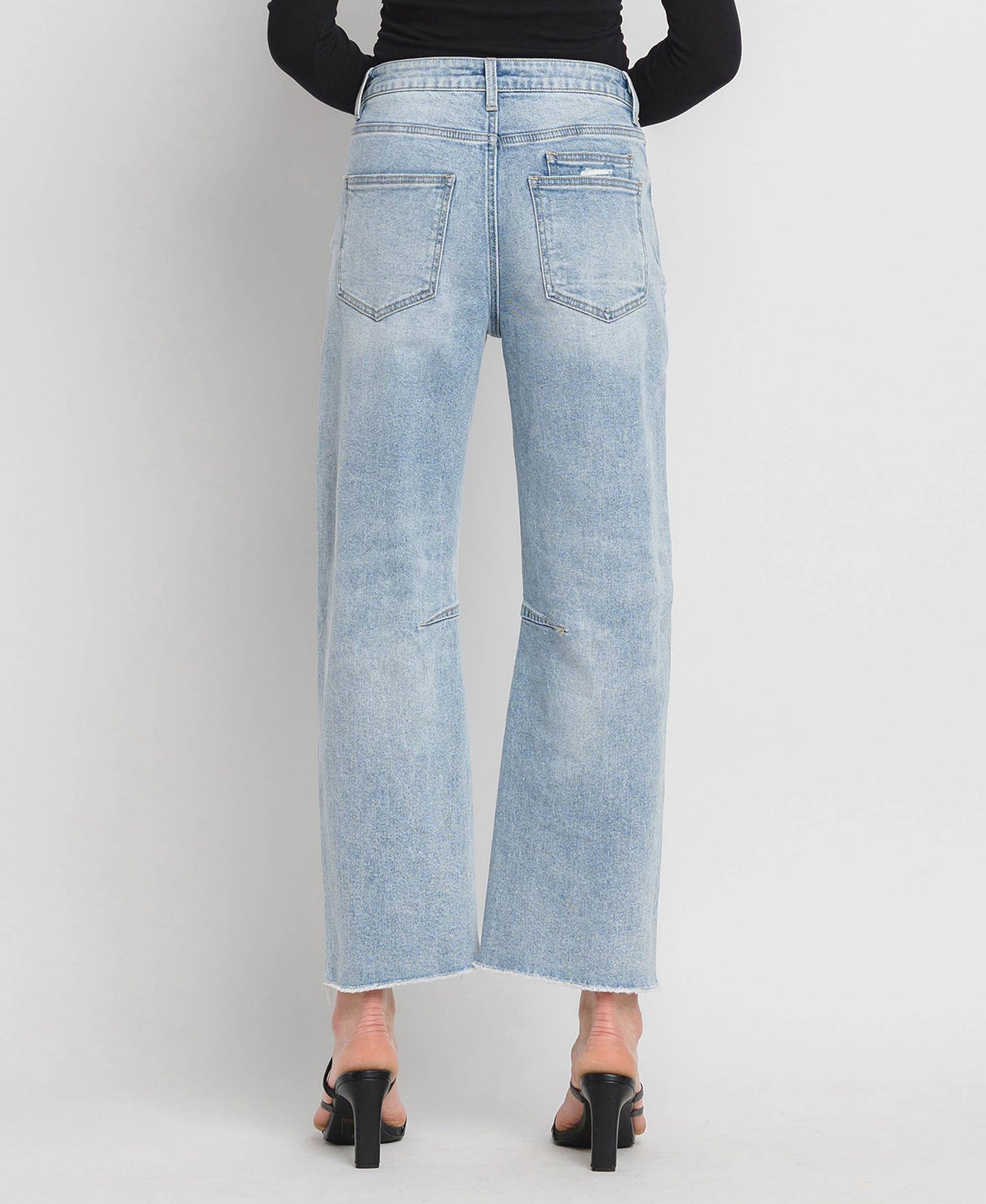 SUPER HIGH RISE BARREL JEANS V3575