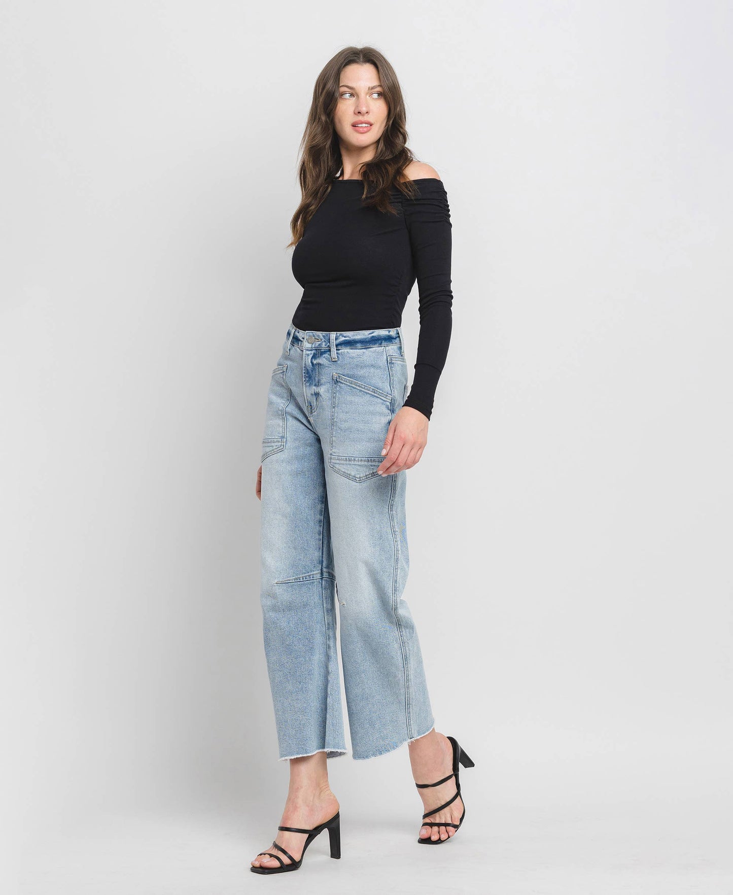 SUPER HIGH RISE BARREL JEANS V3575